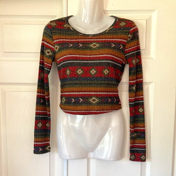 Cle Luv Womens/Juniors Crop Top Long Sleeve Fall Tribal Print Size M Multicolor - Picture 1 of 6